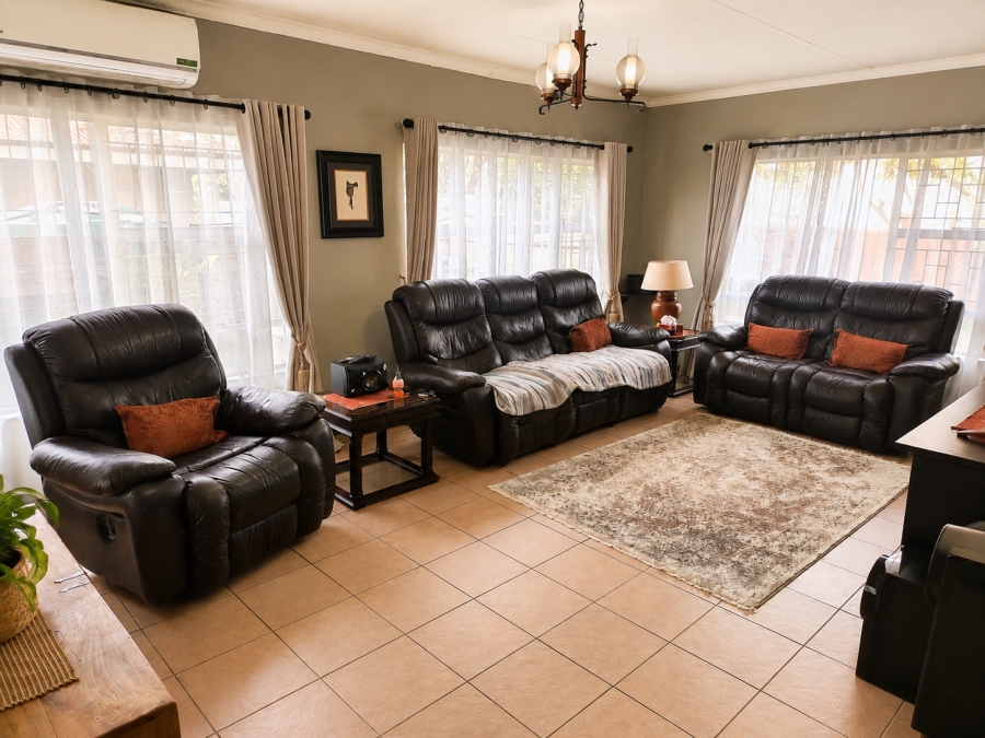 3 Bedroom Property for Sale in Bodorp North West